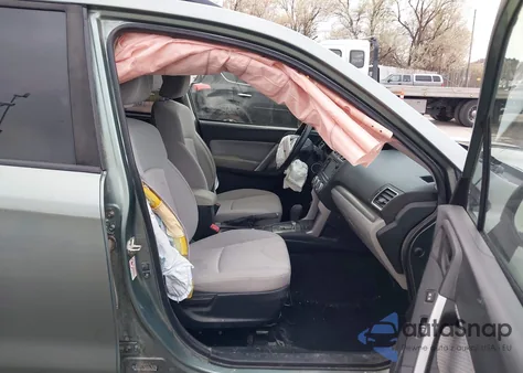 2017 Subaru Forester 2.5I z USA, uszkodzony, nr VIN JF2SJABC6HH510502